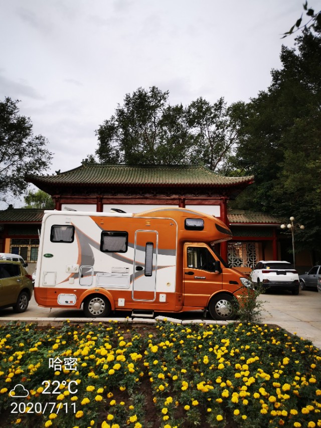 哈密疆内旅行最新消息,新疆哈密市东大门