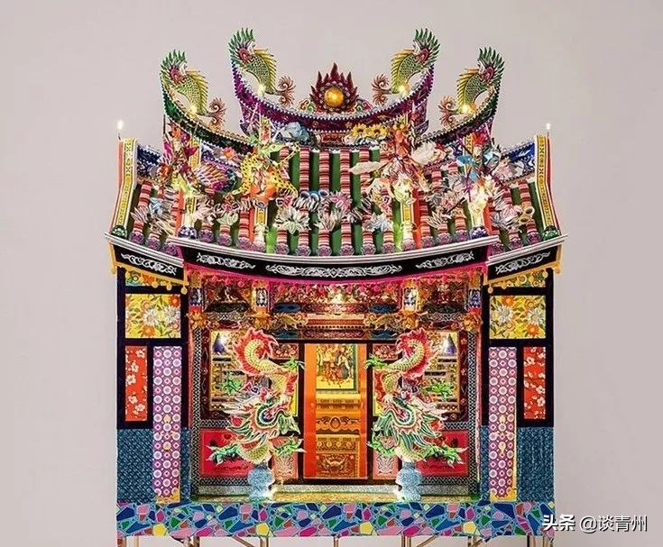 中国人烧给死人的纸扎，登上巴黎设计周，还被法国的博物馆收藏