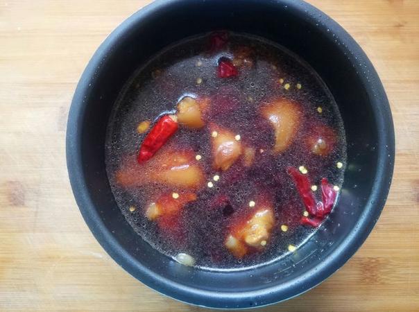 黄豆炖猪蹄可以直接煮烂吗,黄豆炖猪蹄怎么才能软烂