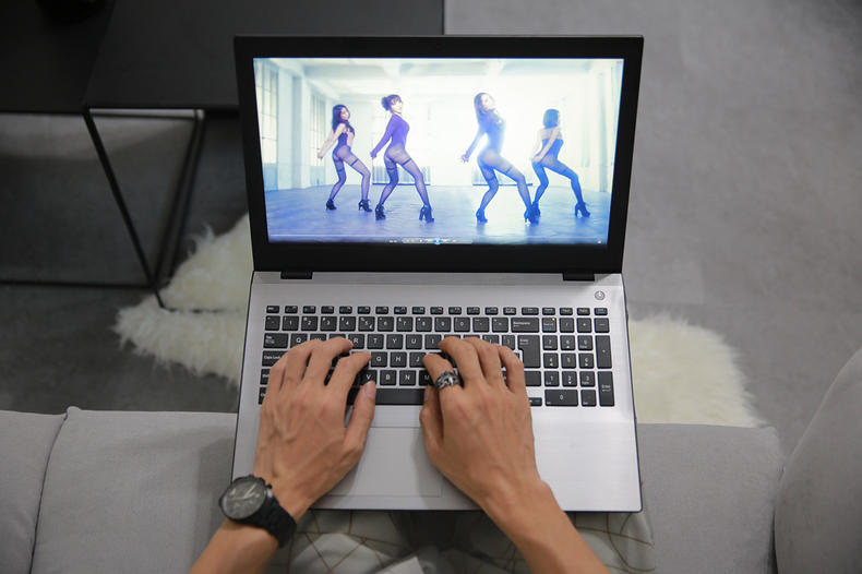 好用还好看功能多的笔记本推荐,最新值得入手的笔记本