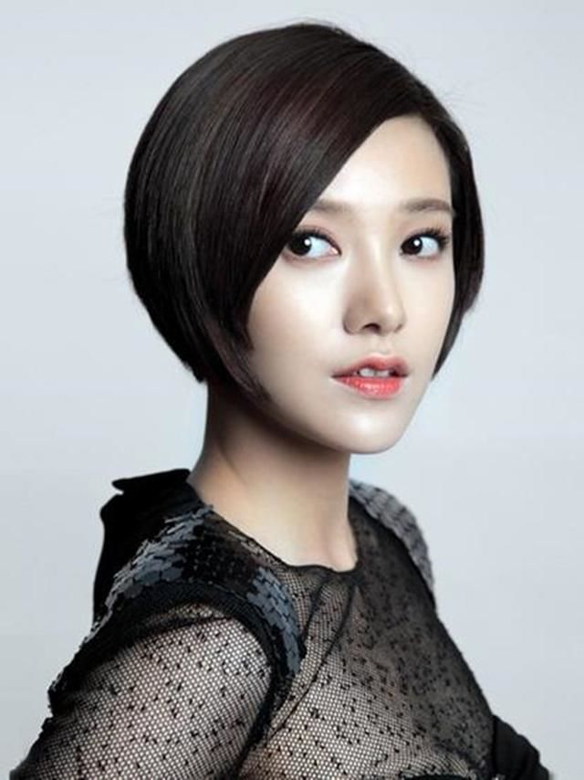 陈都灵娱乐圈黑马的多重角色魅力,广东姑娘撞脸陈都灵叫什么名字