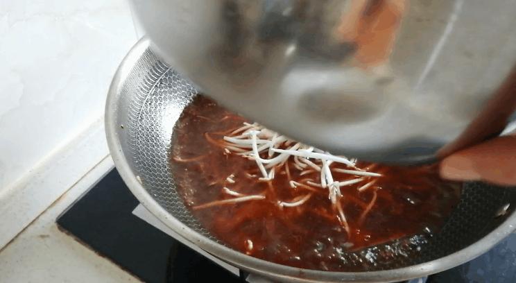 水煮椒麻鸡最正宗的做法,水煮椒怎么炒才好吃