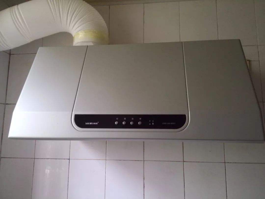 华帝油烟机与老板油烟机哪个好,华帝吸油烟机和方太吸油烟机哪个更好