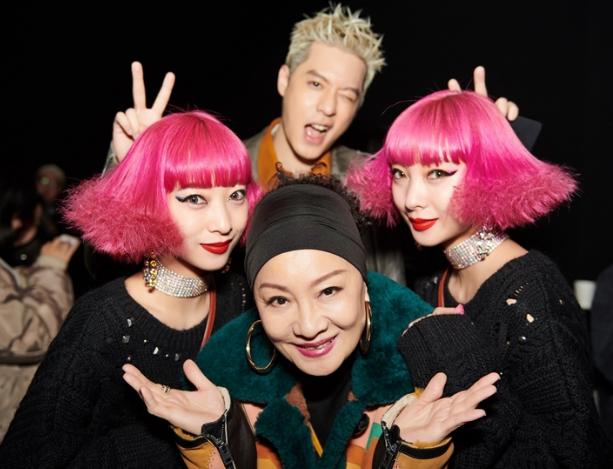 知名女星与已婚男同居18年，被当街扒衣殴打，怎么会沦落成这样？