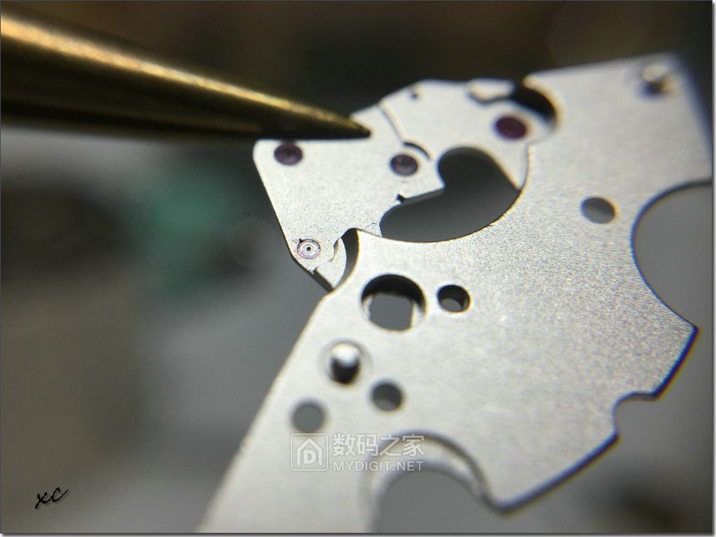 美度贝伦赛丽m8690真假对比图,美度贝伦赛丽m8690哪年上市的