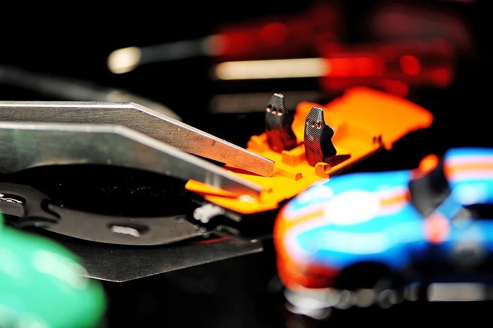 玩汽车玩具模型,玩玩具模型车