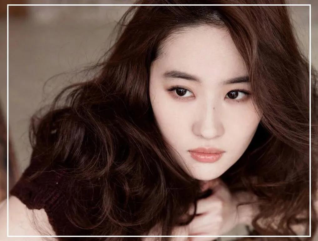 发型设计与脸型设计,中年女瘦椭圆脸型发型