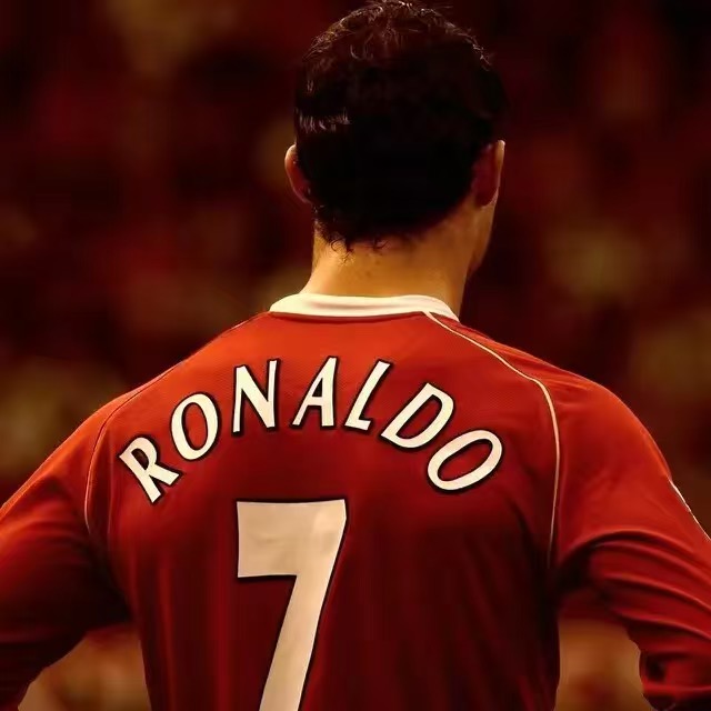 来看看什么是踢足球,踢足球一些知识