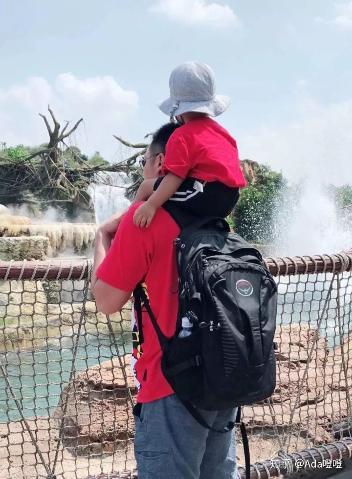 独自带2岁的娃怒刷了10次上海迪士尼，不听我听谁？