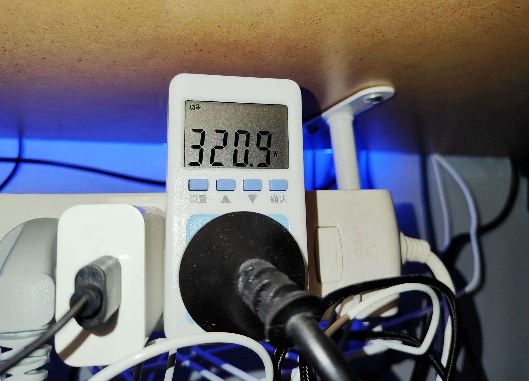 技嘉z590小雕pro评测,技嘉z590丐版评测