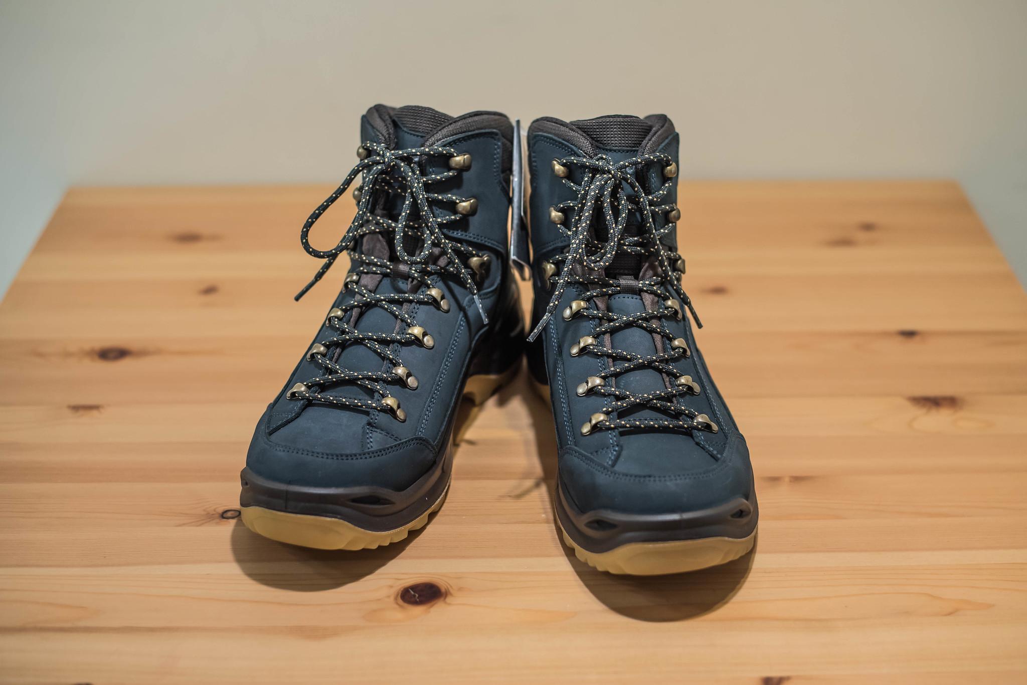 德国登山鞋品牌lowa最顶级的鞋子,德国lowa登山鞋怎样