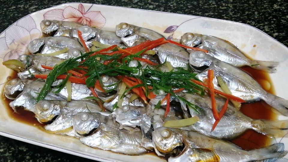 如何做红烧淡水银鲳,小银鲳各种做法