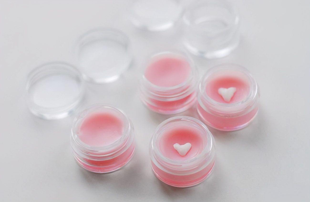 踏青创意妆容,打造夏日冰清玉洁妆