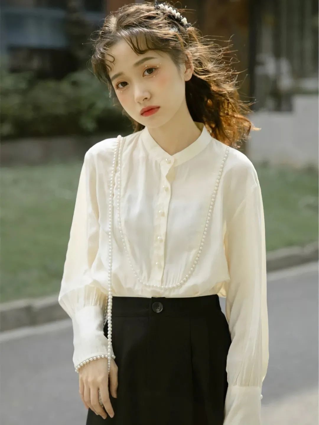 学生党适合在校服里穿的衬衫,适合学生党穿在校服里的衬衫