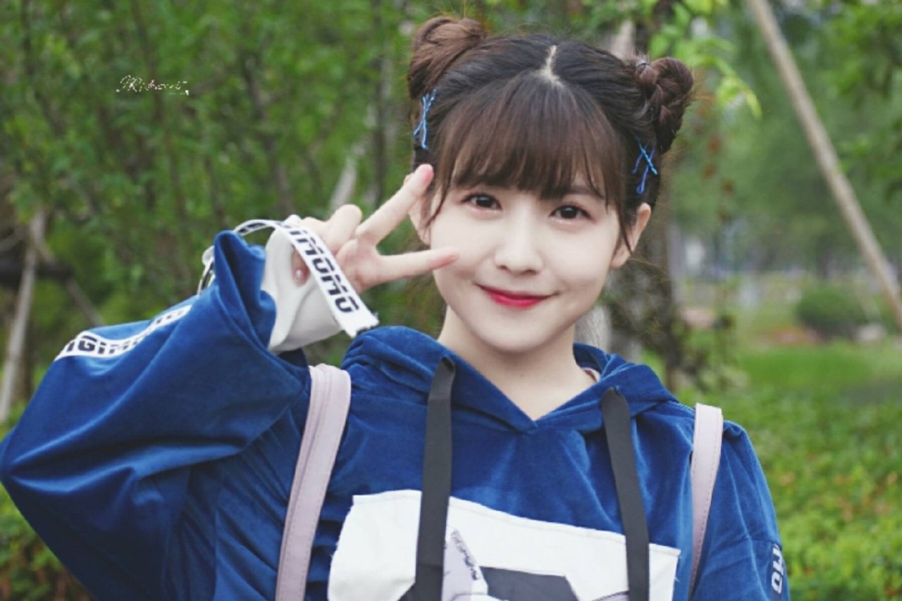 娜扎同款双丸子头,娜扎同款丸子头可爱俏皮女友感