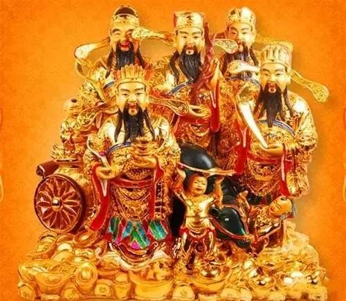 到底初四迎财神还是初五迎财神,初五迎财神的正确方法几点最好