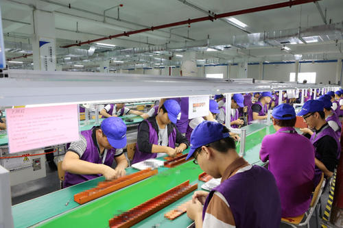 王来春打工妹逆袭百亿女富豪,立讯精密董事长王来春个人简历