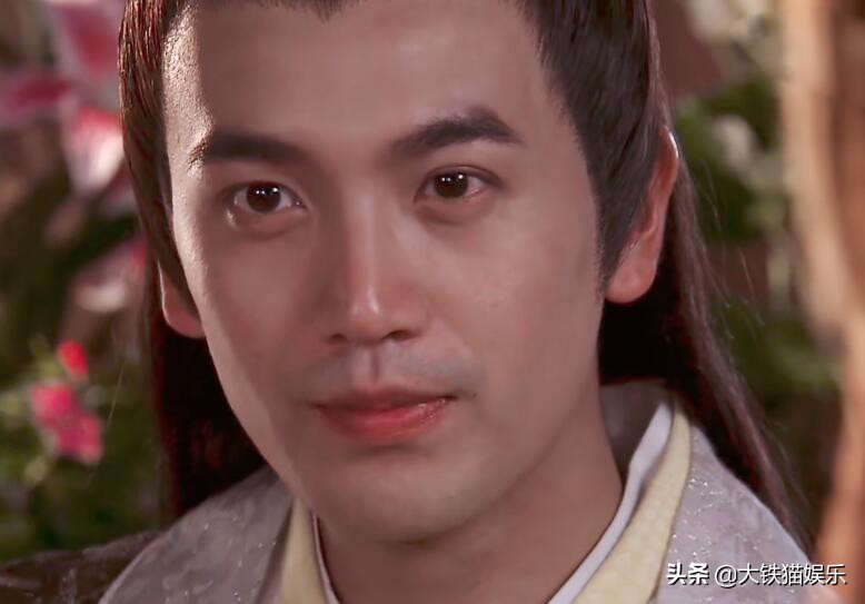 盘点古装用扇子行云流水的打戏,盘点十位古装男星打戏