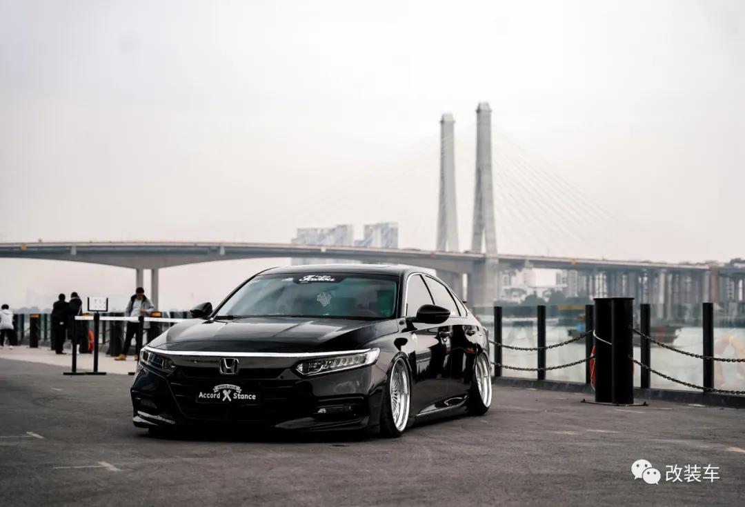 雅阁改装黑武士大包围和低趴,七代雅阁黑武士轮毂