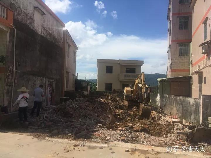 新中式三层别墅自建图,广东三层半别墅设计图