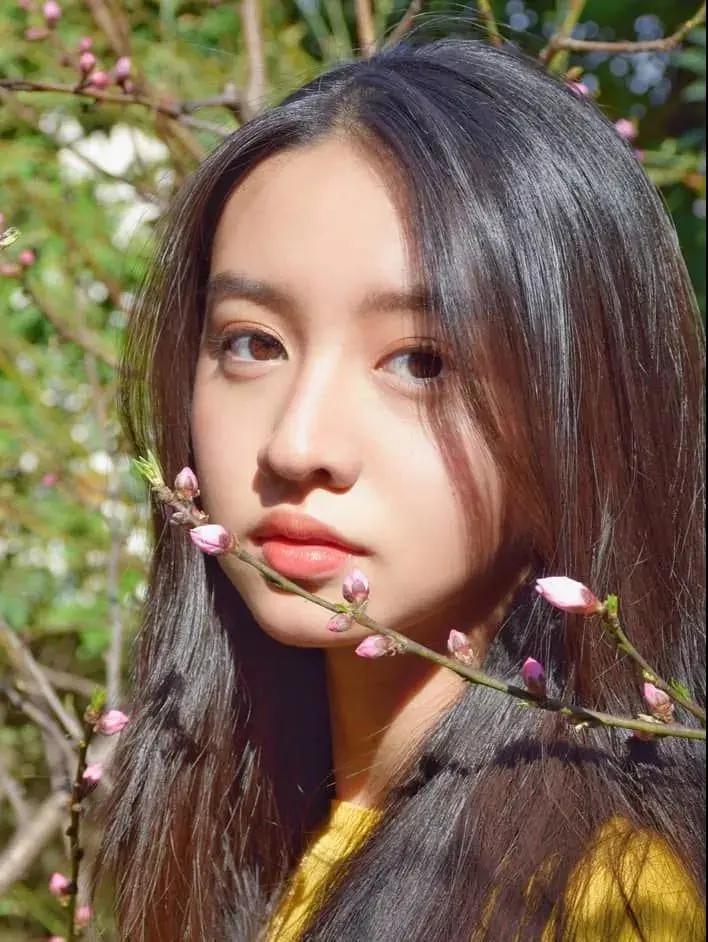 凸嘴怎么自己改善视频,纠正凸嘴后的对比照片