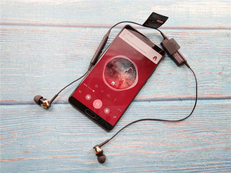 jeet对比qcy,jeet和铁三角哪个好