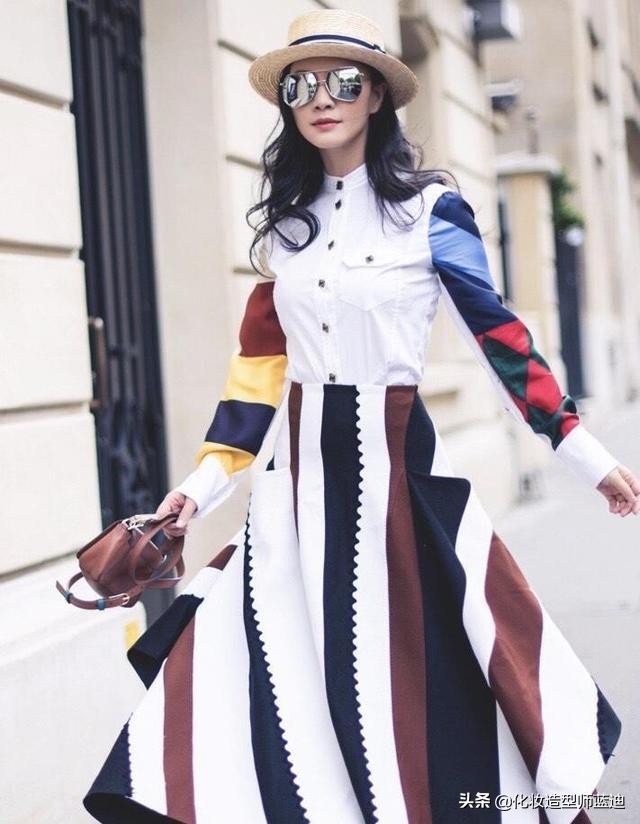 田海蓉惊艳拖地连衣裙高级照片,田海蓉薄纱连衣裙