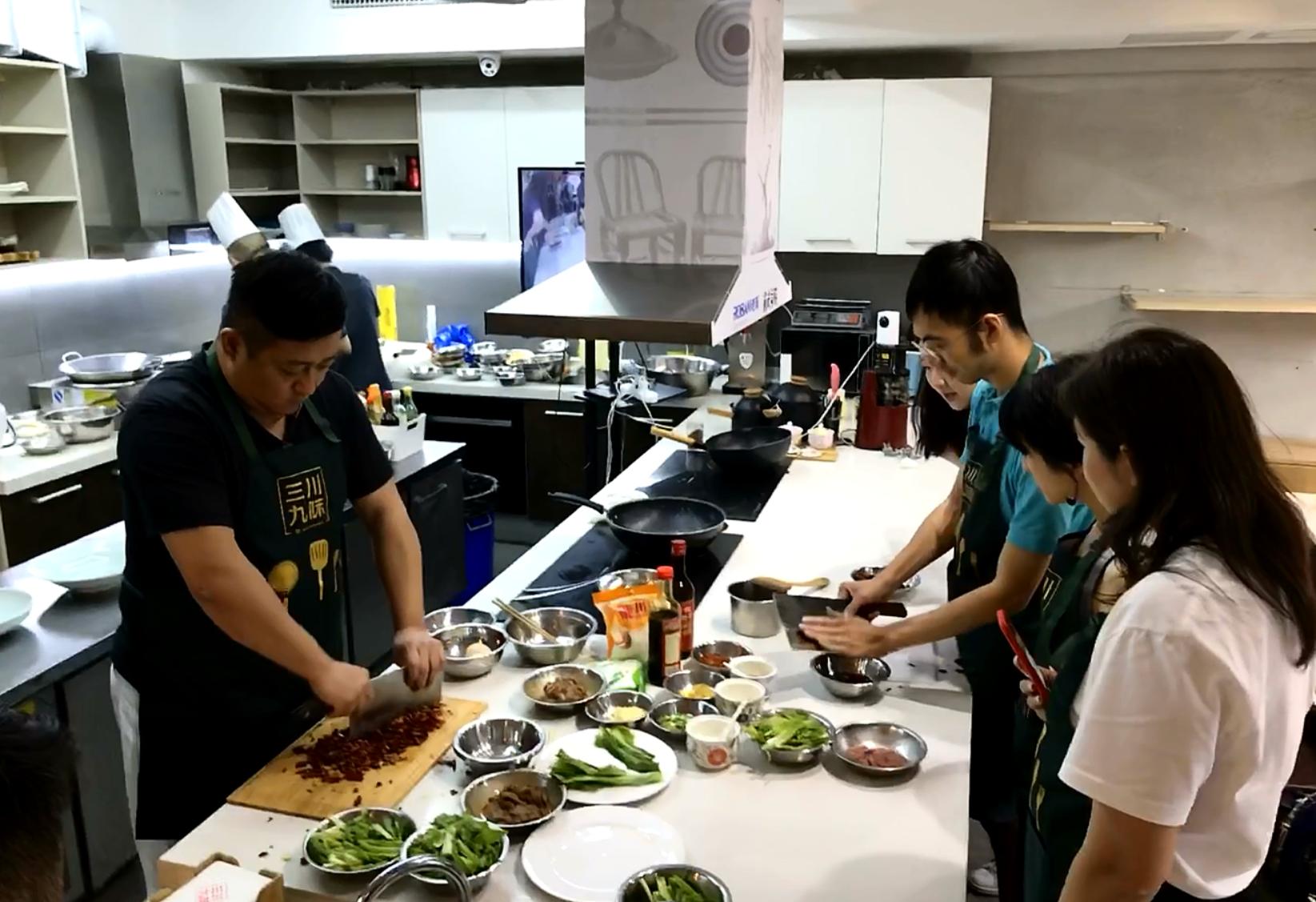 到成都必来的川菜小馆子,到四川能学到正宗的川菜吗