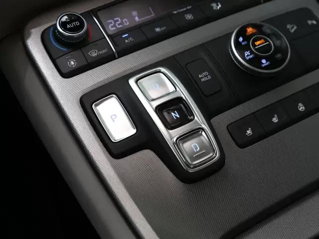 国内无人问，国外卖断货，年销15.6万辆的帕里斯帝打了谁的脸