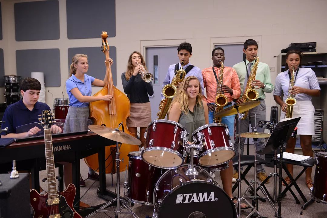 这些学校“都挺好”,新绿洲硅谷优质学校,录取迅速,住家优质!