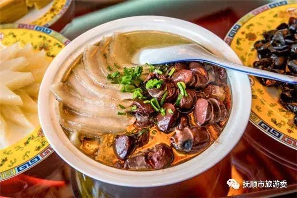 抚顺满族八大碗去哪里吃,满族美食八碟八碗