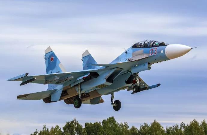 斗而不破的“小冷战”：“保卫者”号PK苏24M