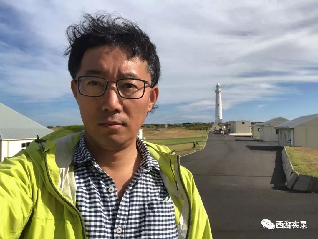 涓浗浜哄湪婢虫床鑷┚,涓浗灏忎紮鍘绘境澶у埄浜氳嚜椹炬父