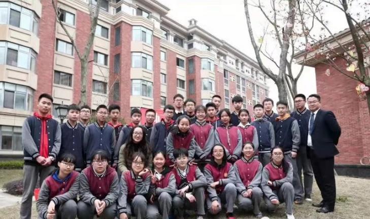 成都王府邹玉，用关爱引领成长，用实力赢来口碑