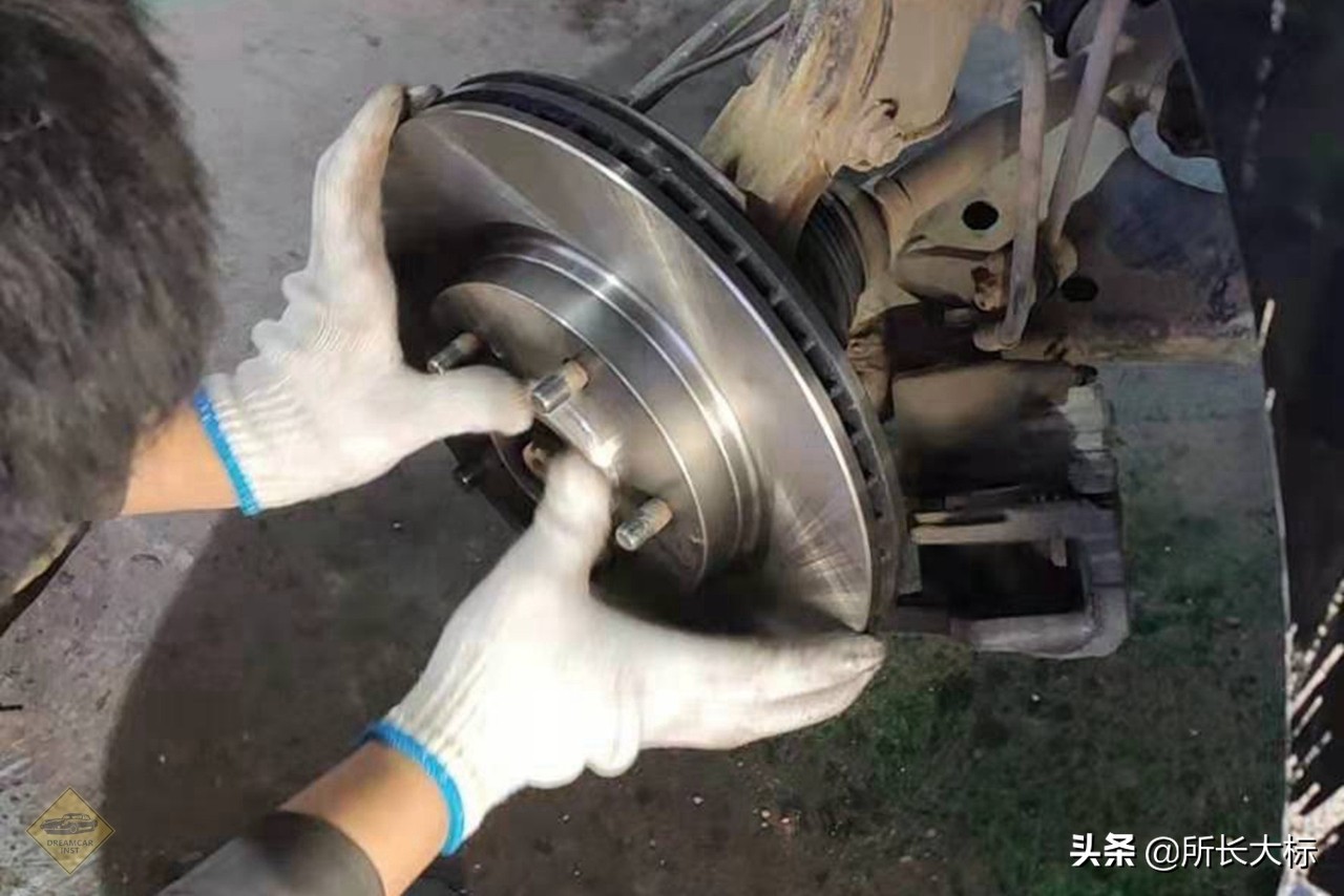 铃木超级维特拉自驾游,铃木维特拉整备重量是多少