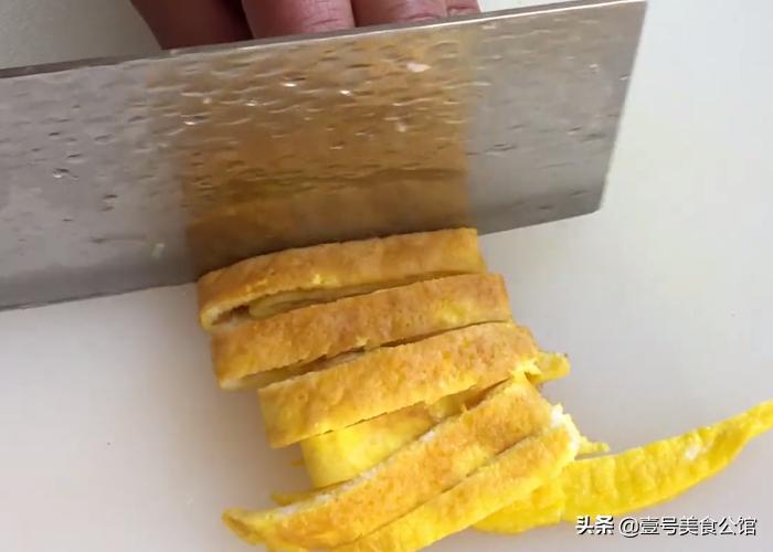 做寿司不放醋的做法,做寿司不用帘子怎么做