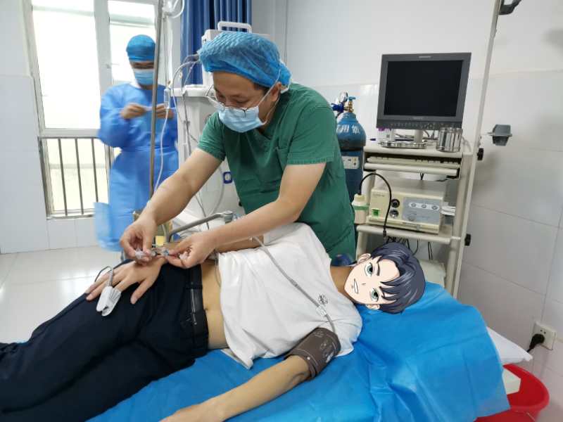 胃镜检查告别痛苦,阿克陶县首次采用瑞芬太尼复合丙泊酚技术开展无痛胃镜检查