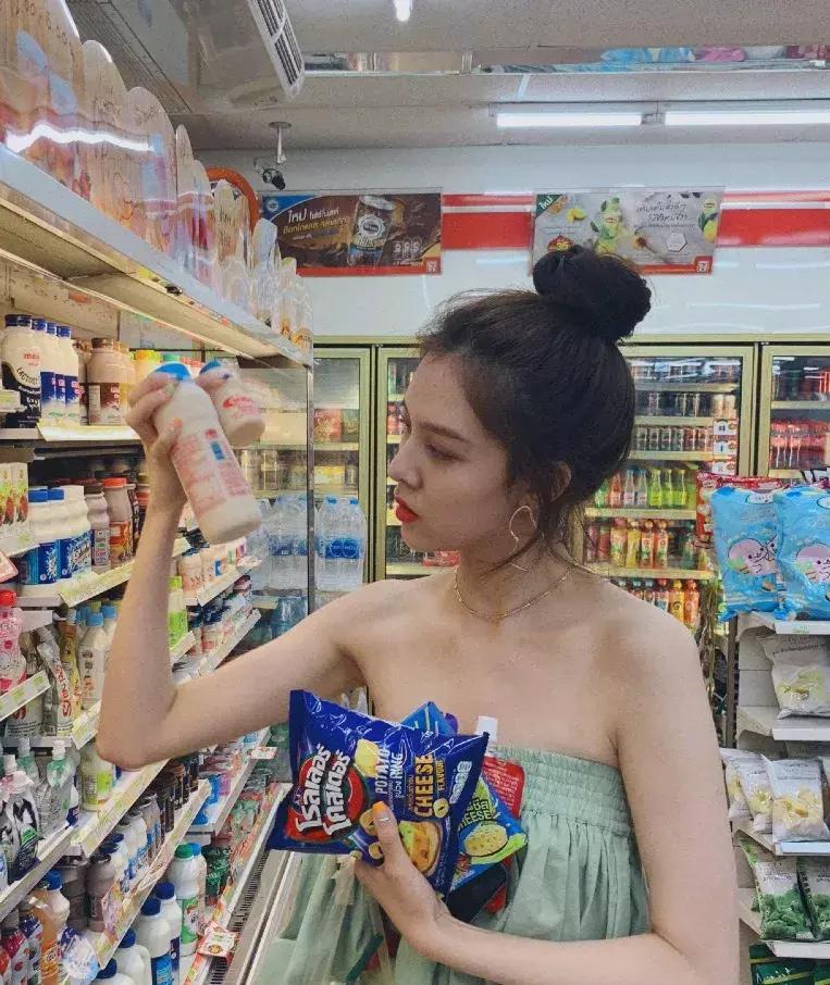 比欧阳娜娜好看的衣服,95后小花欧阳娜娜