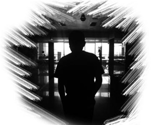 女大学生*底卧**权健声称：医生和病人就像演员，时常开*脑洗**大会！