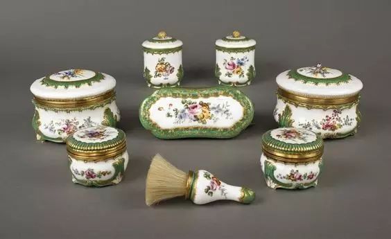 路易十五最著名的*妇情**:蓬巴杜夫人传奇一生