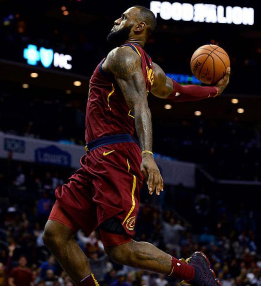 锡安科比乔丹臂展,锡安与乔丹谁更强