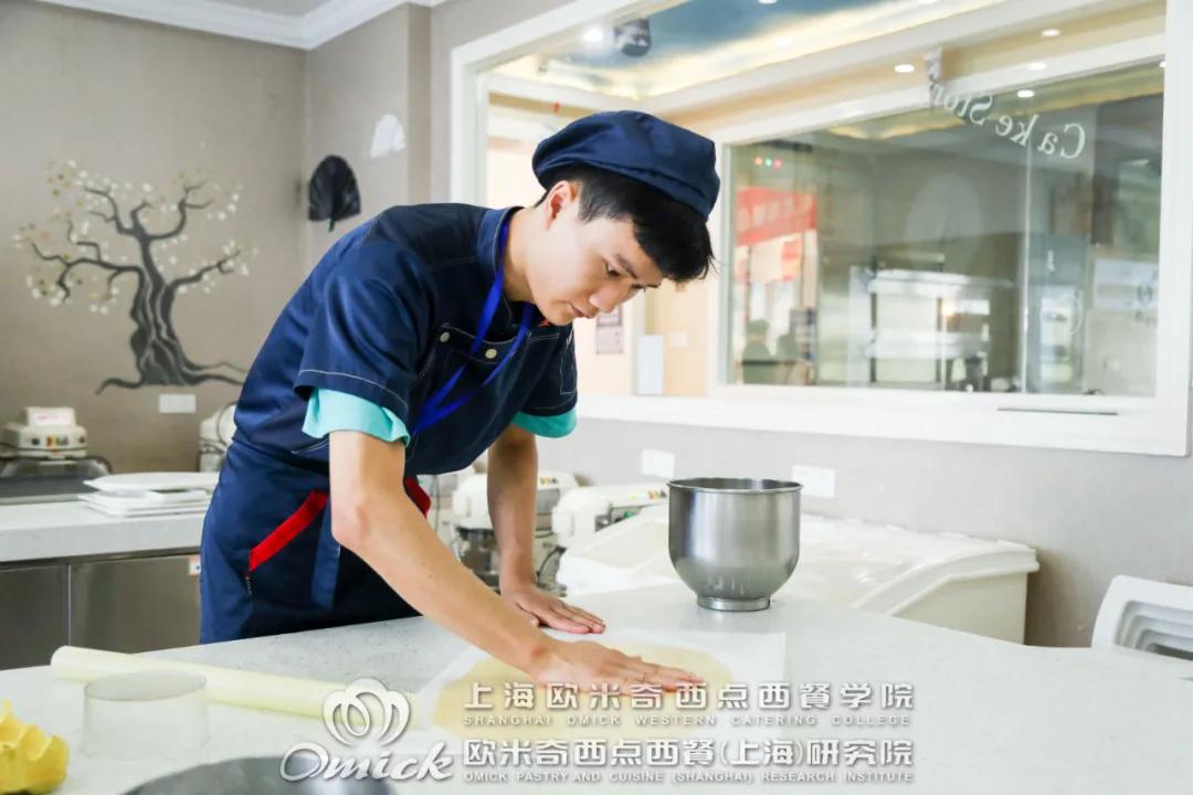 烘焙学徒的真实经历零基础学烘焙,烘焙学徒的真实经历零基础学糕点