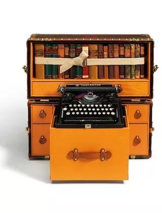 藏在行李箱里的秘密,行李箱里面藏着人