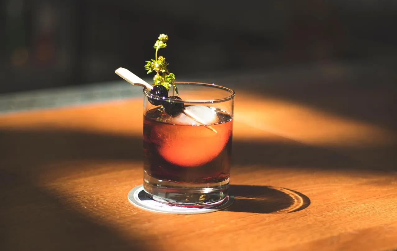 威士忌杯选白色还是青墨色,威士忌酒杯高级