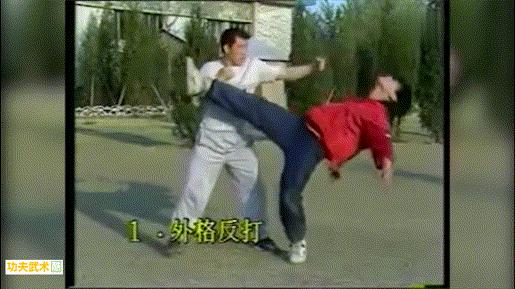 转身反背拳,反背拳用哪里击打