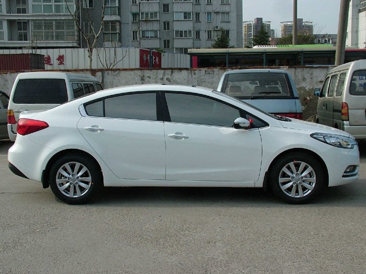 预算20到30万选择哪一款日系车,全新十万的韩系车推荐