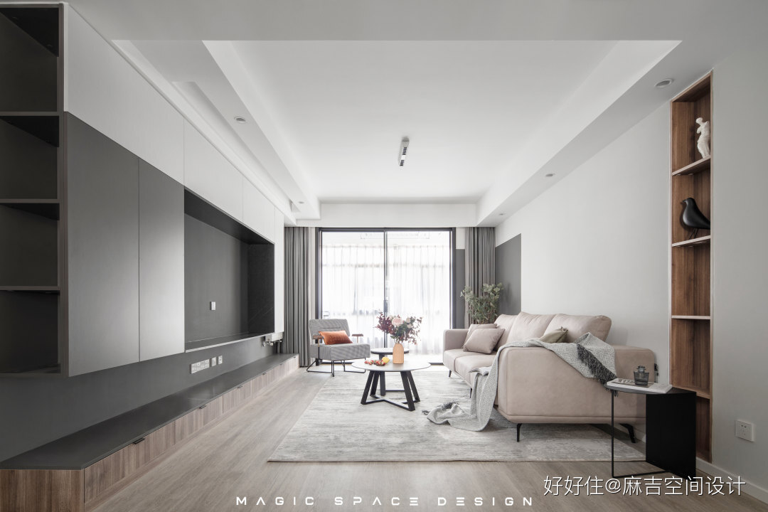 170平客厅阳台现代简约设计,北阳台西厨现代轻奢