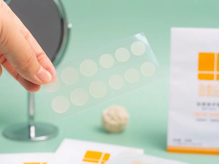 脸上老是长痘痘用什么药,脸上痘痘反复最快的解决方法