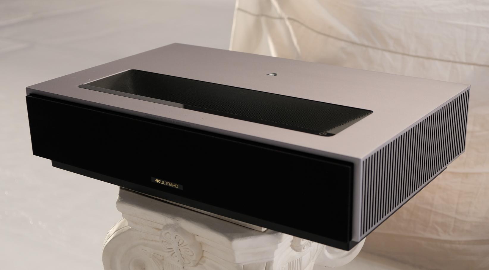 高光“亮”眼！4K画质拉满，超Max体验，科技博主：回不去了