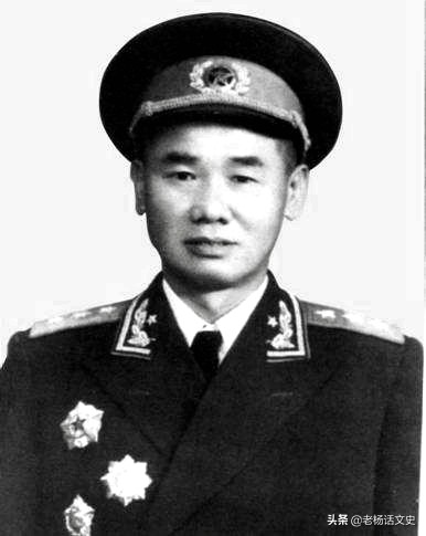 他是木兰山72英雄之一，率部巧计捉土豪，后成开国上将